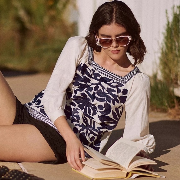 NWT Anthropologie Maeve Liyah Embroidered Top Cotton Linen Navy White Size 8 - Picture 5 of 15